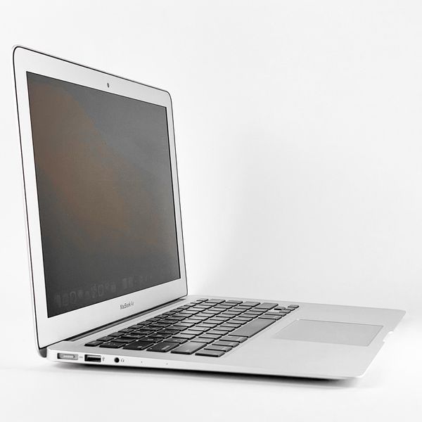 MacBook Air 13’’ 2013, i5 8 / 256GB (A1466), АКБ 95% 2000000002279 фото