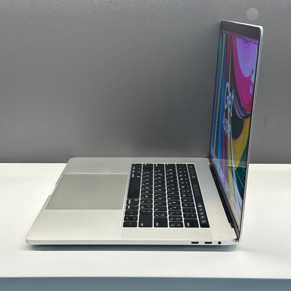 MacBook Pro 15’’ 2019, i9 16 / 512GB + 4GB (A1990), АКБ 84% 2000000035291 фото