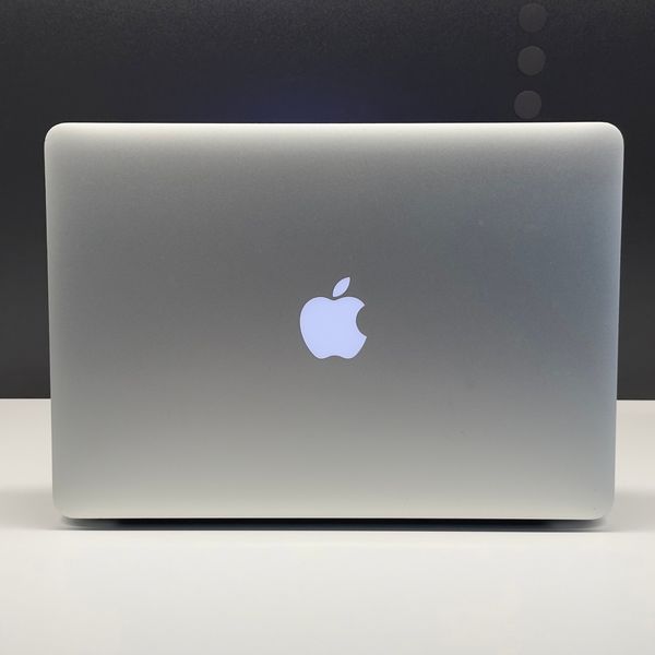 MacBook Air 13’’ 2017, i5  8 / 128 GB (A1466) АКБ 88% 2000000033044 фото