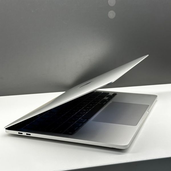 MacBook Pro 13’’ 2022, M2 24 / 1ТВ (А2338) АКБ 96% 2000000039800 фото