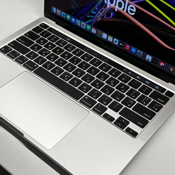 MacBook Pro 13’’ 2022, M2 24 / 1ТВ (А2338) АКБ 96% 2000000039800 фото