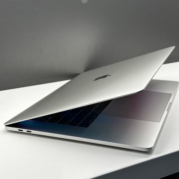 MacBook Pro 15’’ 2018, i7 16 / 512GB + 4GB (A1990), АКБ 82% 2000000039886 фото