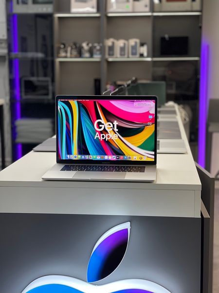 MacBook Pro 15’’ 2018, i7 16 / 256Gb + 4GB (A1990), АКБ 97% 2000000037394 фото