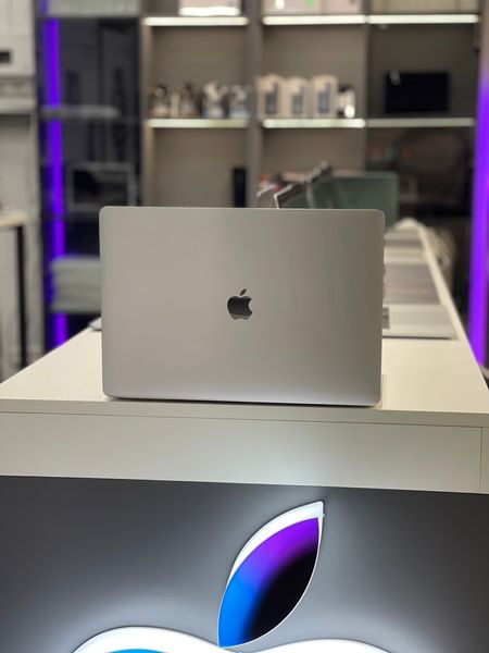 MacBook Pro 15’’ 2018, i7 16 / 256Gb + 4GB (A1990), АКБ 97% 2000000037394 фото