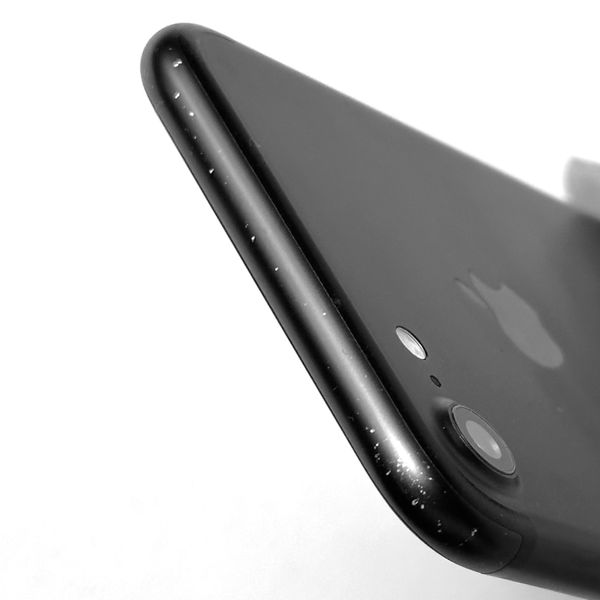 Смартфон Apple iPhone 7 128GB Black (АКБ 95%) ШАБЛОН IPHONE 7 фото