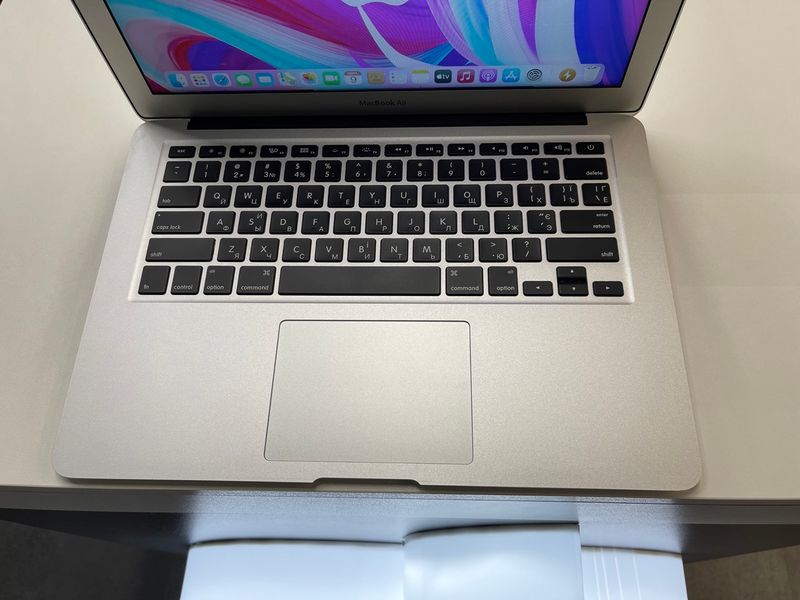 MacBook Air 13’’ 2017, i5 8 / 256GB (A1466) АКБ 89% 2000000032825 фото