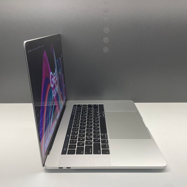 MacBook Pro 15’’ 2017, i7 16 / 256GB +2GB (A1707) АКБ 85% 2000000036243 фото