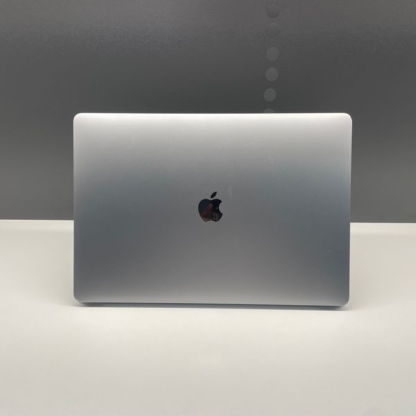 MacBook Pro 15’’ 2018, i7 16 / 256GB + 4GB (A1990), АКБ 91 % 2000000034584 фото