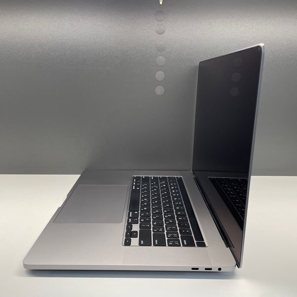 MacBook Pro 16’’ 2019, i9 16 / 1ТB + 4GB (A2141), АКБ 90% 2000000039879 фото