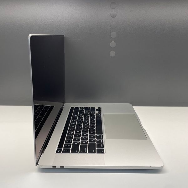 MacBook Pro 16’’ 2019, i7 32 / 512GB + 4GB (A2141), АКБ 82% 2000000039862 фото